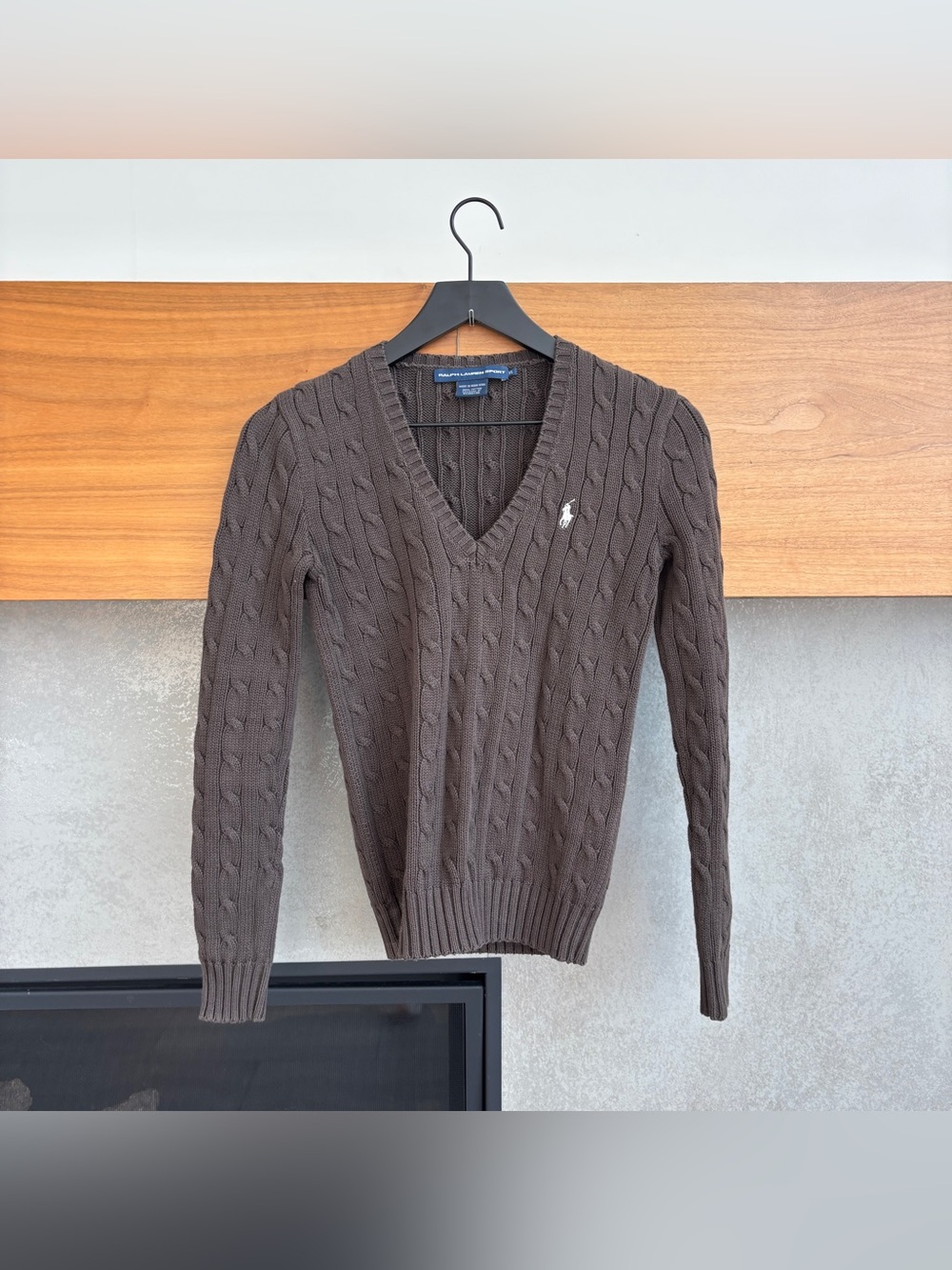 Polo Ralph Lauren Cable-Knit Cotton V-neck Sweater in Brown, Size XS